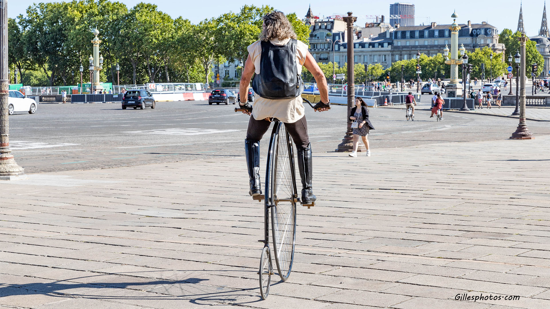Mars 2024: Cycliste Paris 